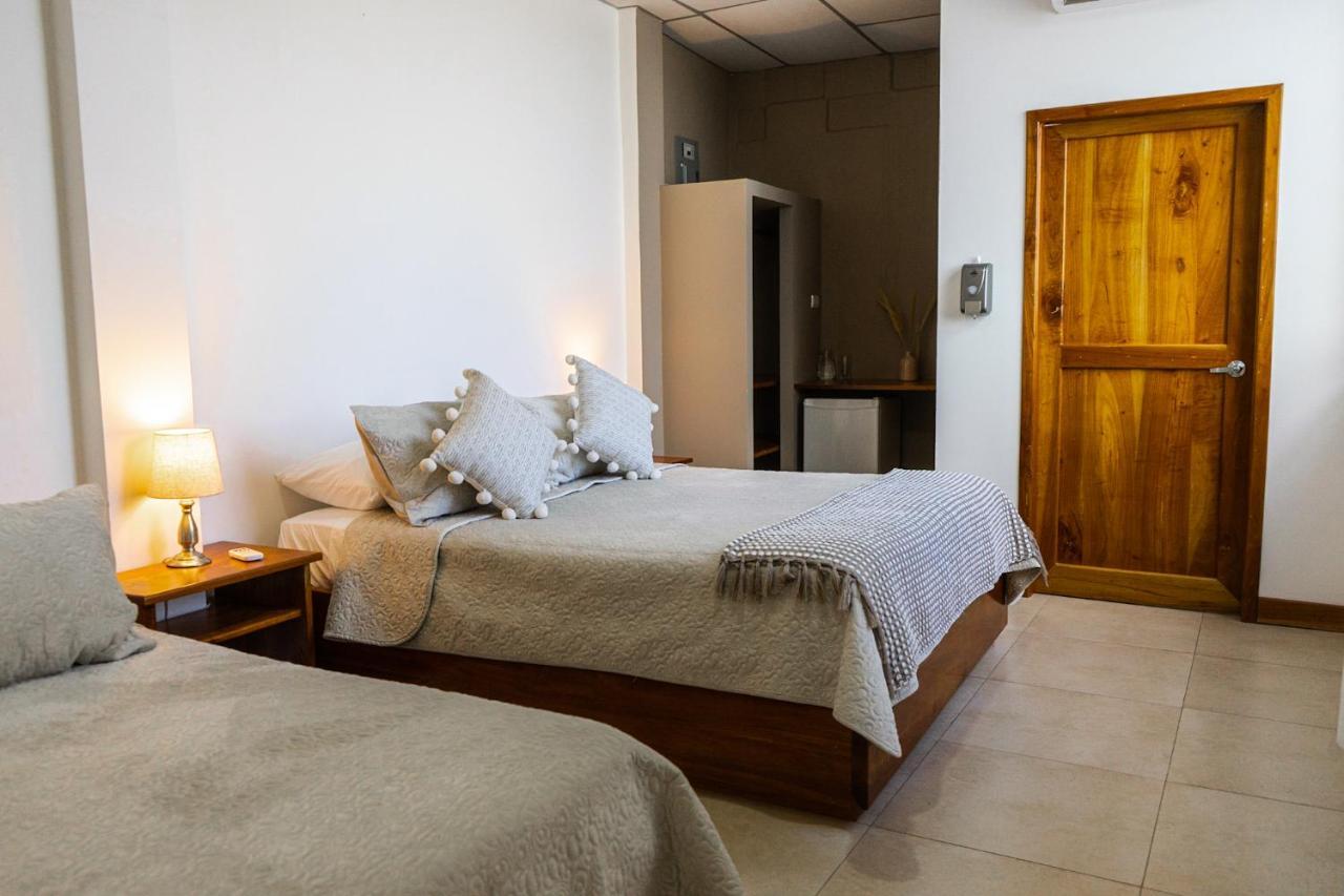 Hotel Ayre By Baltra Puerto Ayora  Eksteriør billede