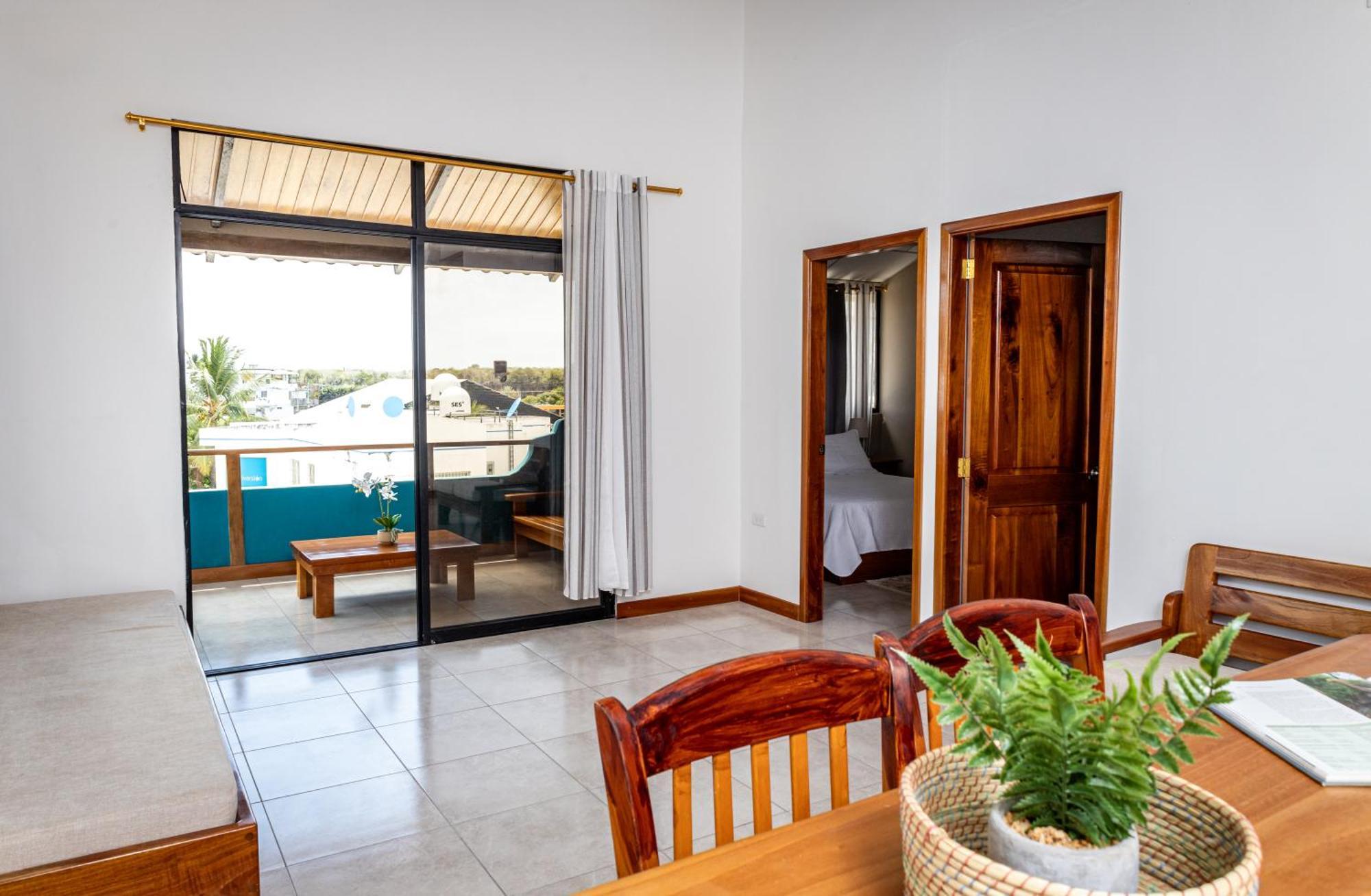 Hotel Ayre By Baltra Puerto Ayora  Eksteriør billede